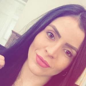 Meet your Posher, Fabiola carolina